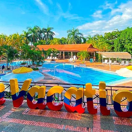 On Vacation Girardot Resort エクステリア 写真