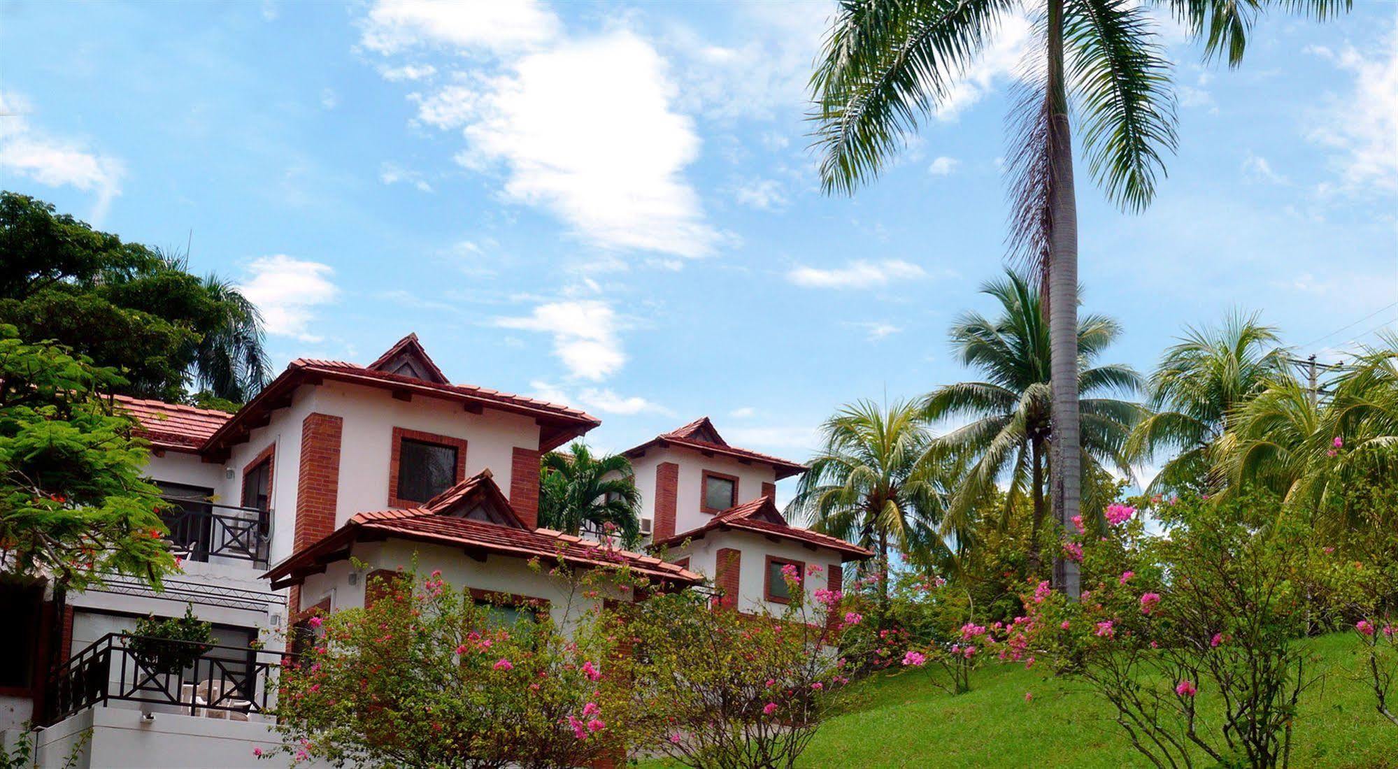 On Vacation Girardot Resort エクステリア 写真